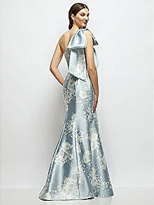 Alfred Sung D879FP