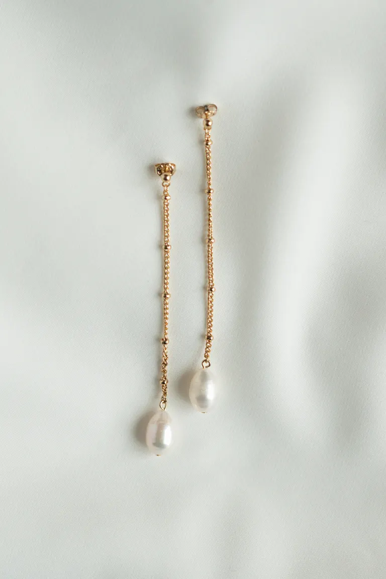 Hampton Pearl Drop Earring - Image 2