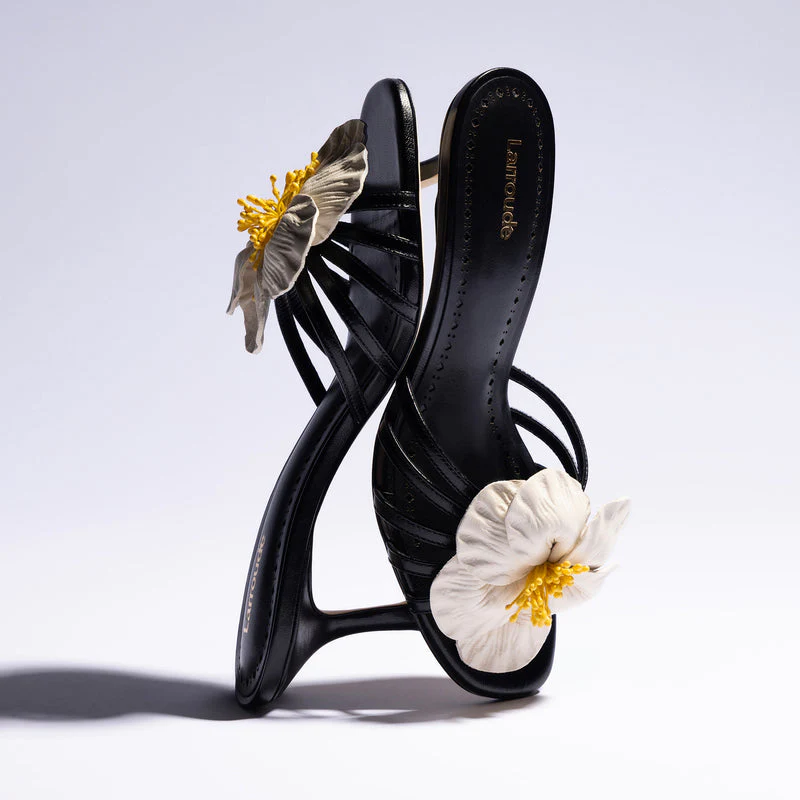 Magnolia Mule In Black Leather - Image 6