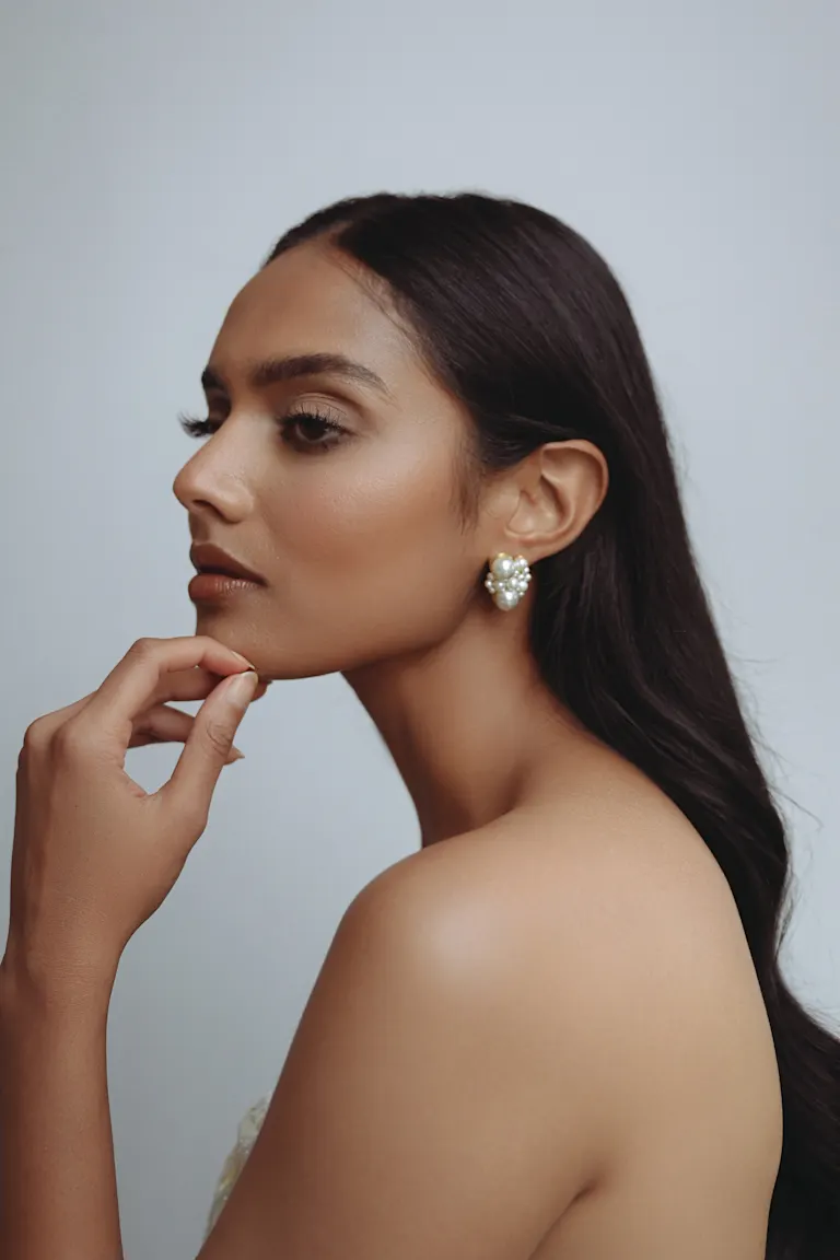 Natalya Pearl Cluster Earring - Image 2