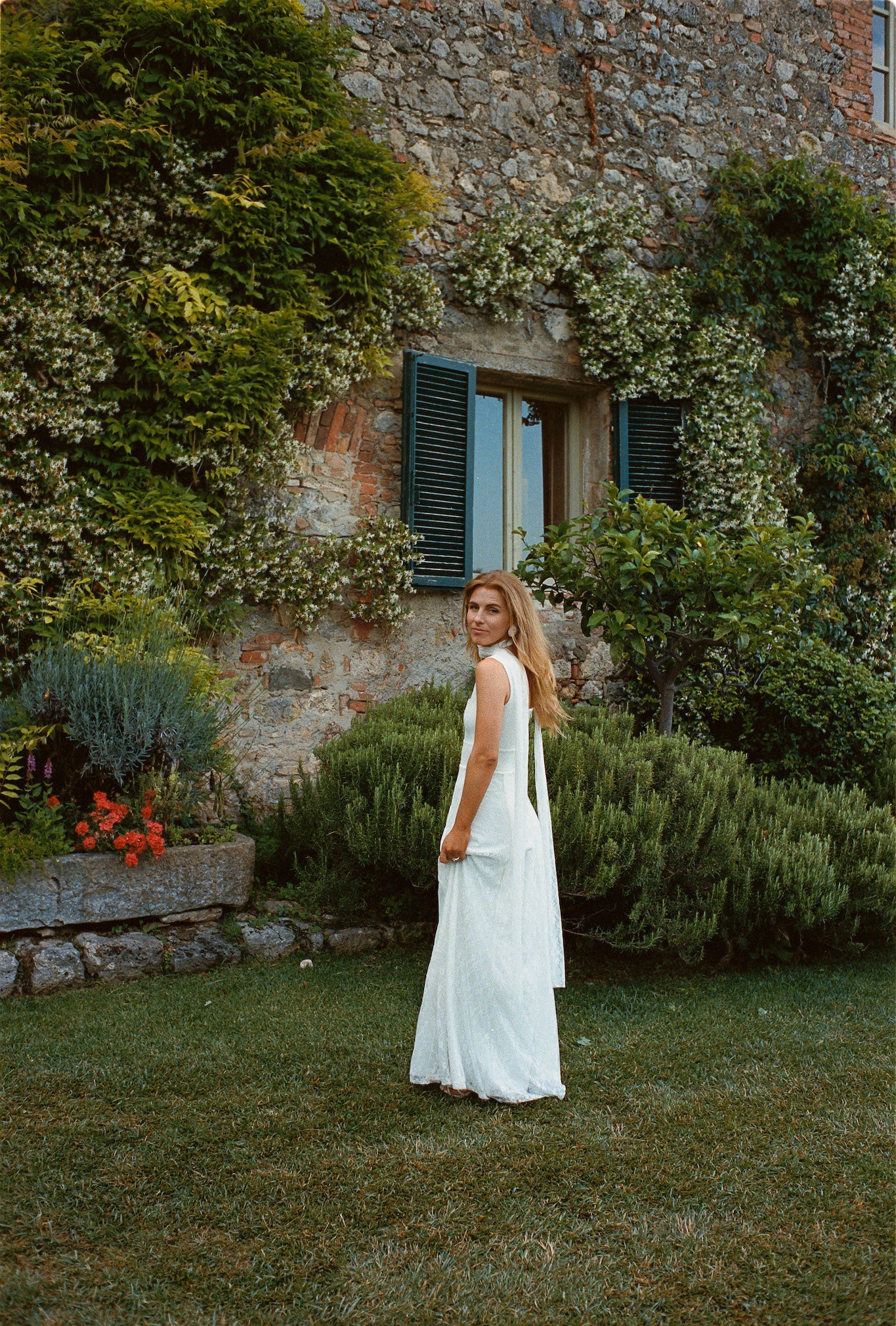 Smith & Quinn The Cosette Dress - Off White - Image 7