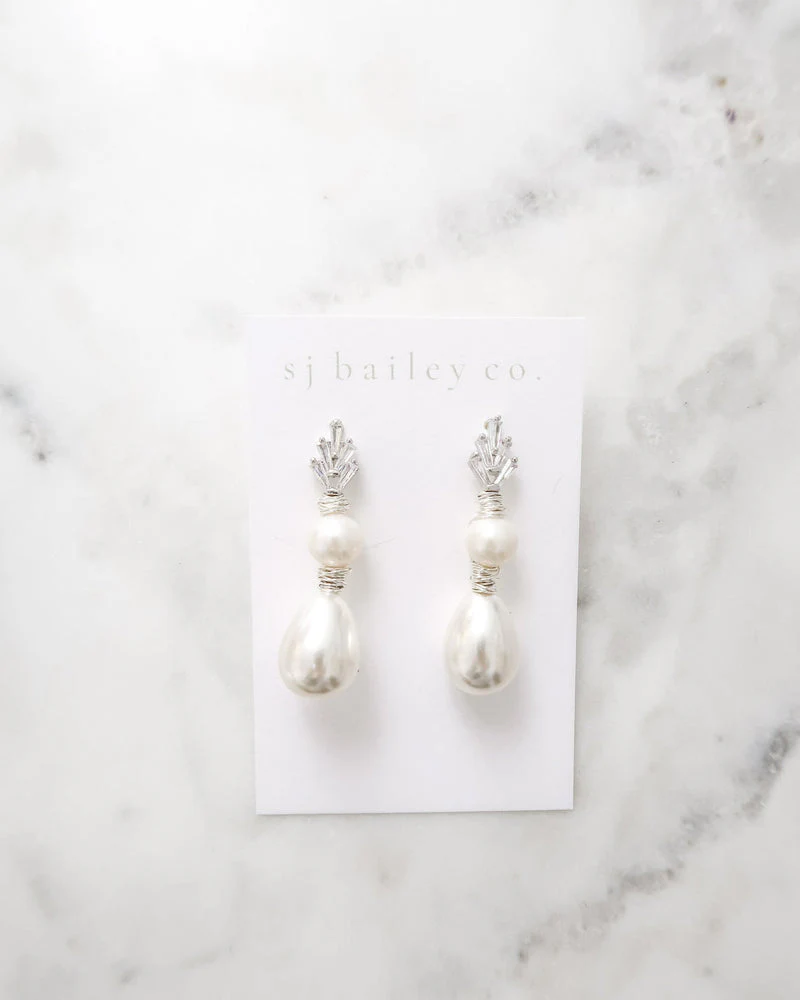 The Elston Earrings in Silver