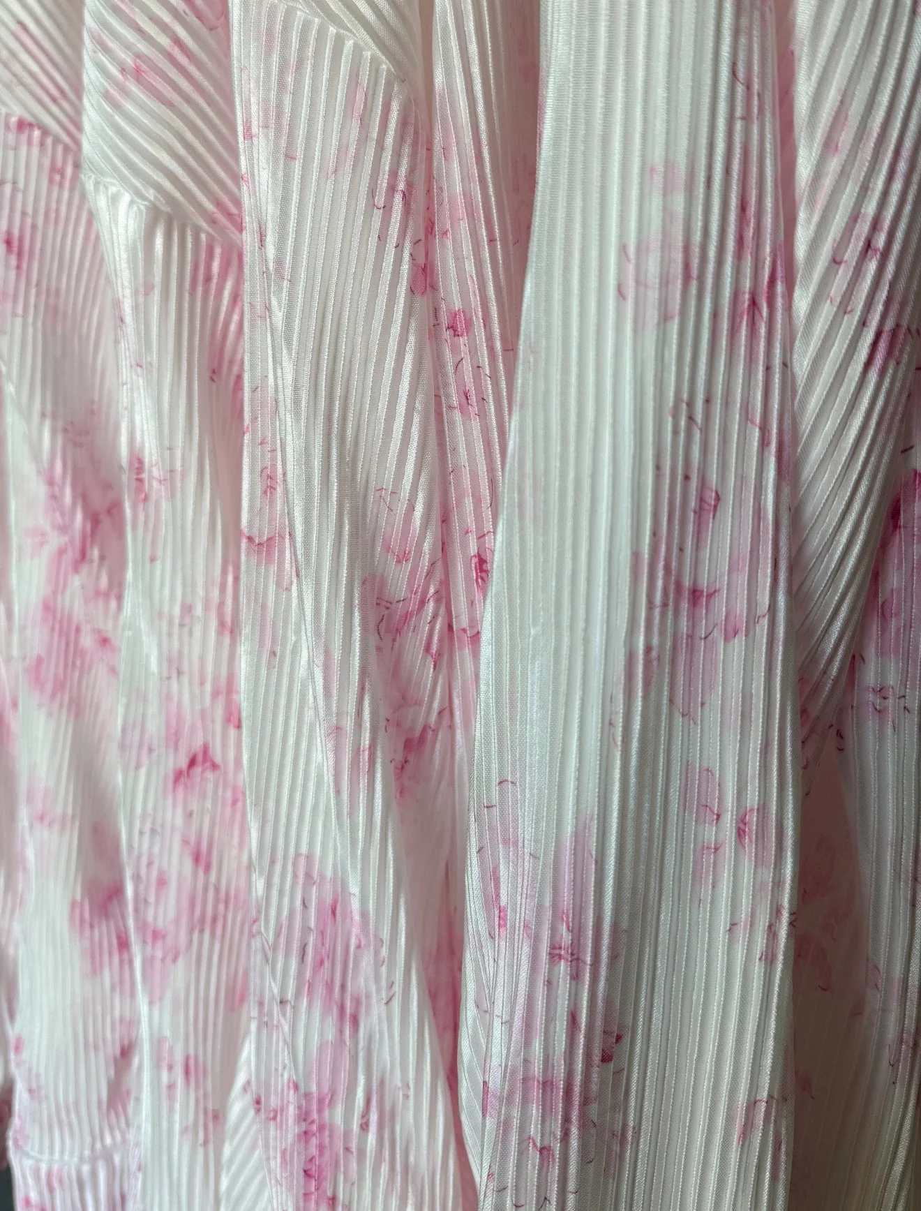 Waverles Pleated Pant Set in Pink Floral - Image 4